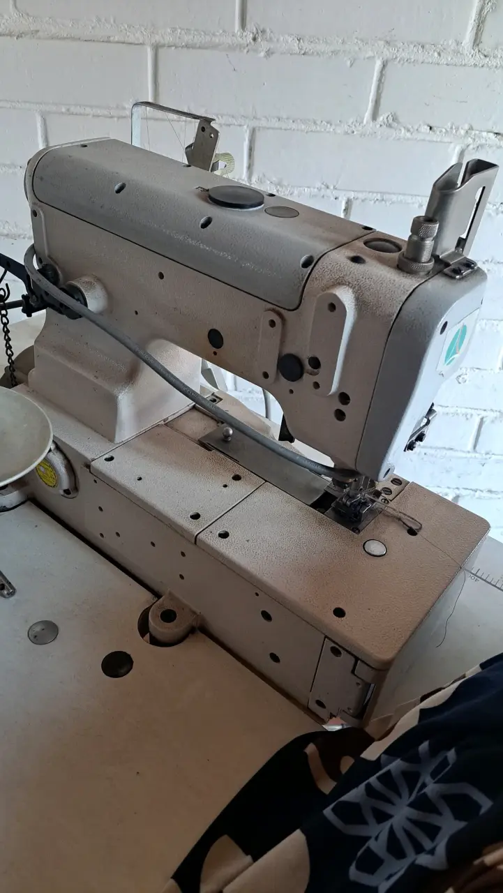Máquina collaretera industrial Mon Ami - 5
