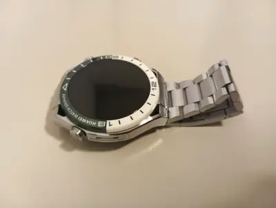 Smartwatch Huawei Ultimate de acero inoxidable - miniatura 1