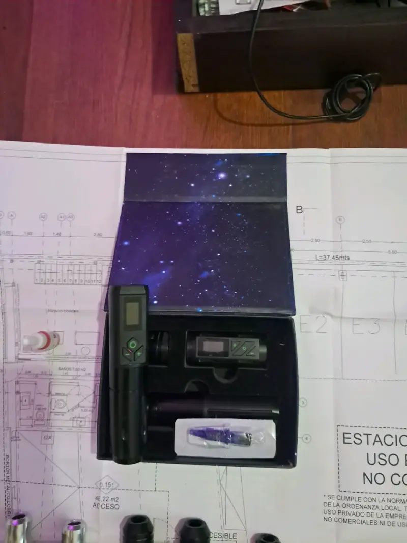 Kit de Maquinas de Tatuajes (2) inalambricas - 1