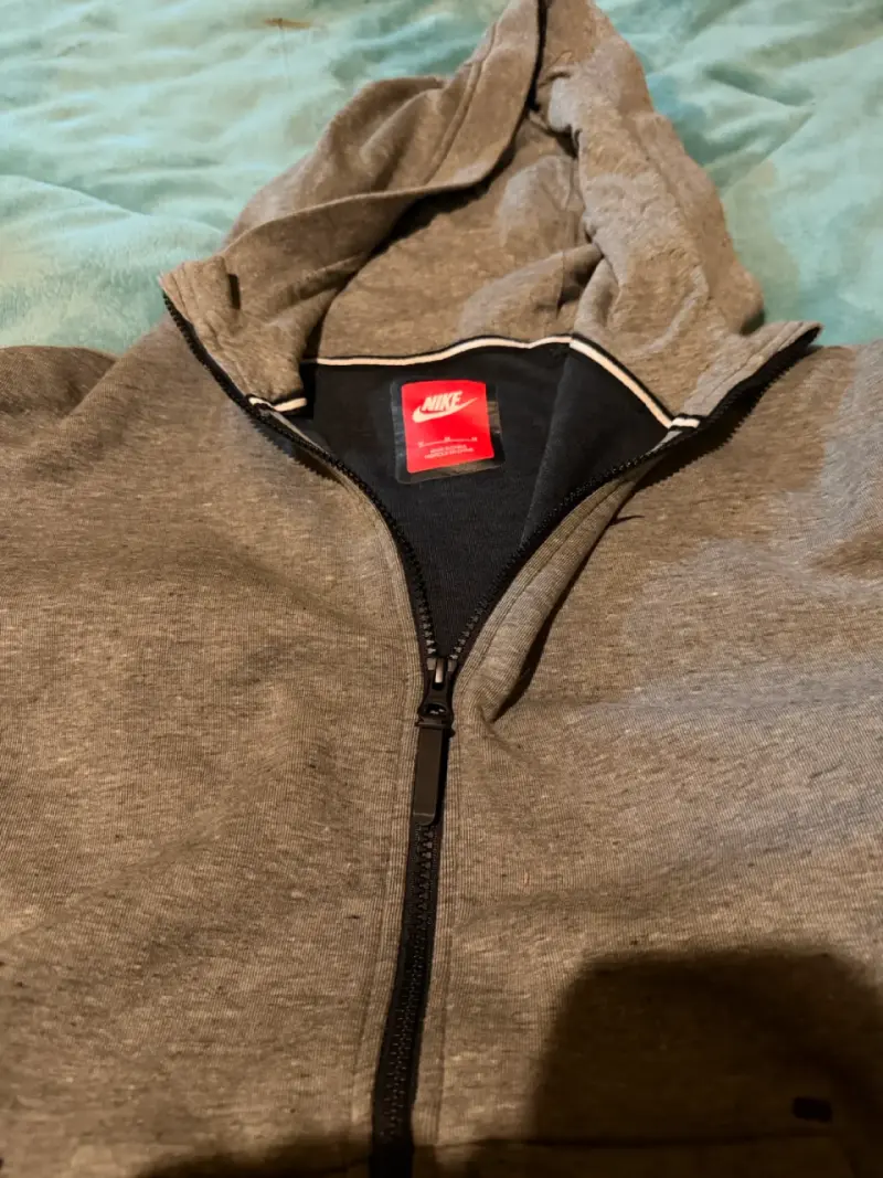 Polerón con capucha Nike gris para hombre - 2