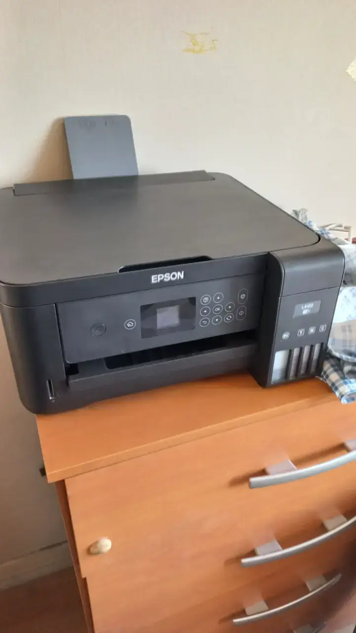 Impresora multifuncional Epson con tanque de tinta