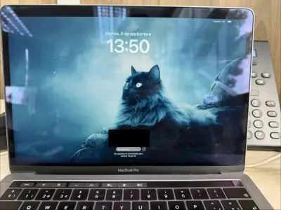 MacBook Pro 13” i5 8GB 256GB Space Gray - miniatura 1