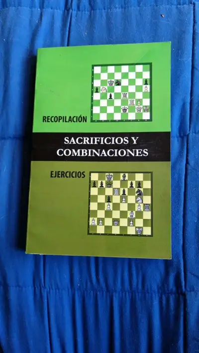 Libro de ajedrez Sacrificios y Combinaciones - miniatura 1