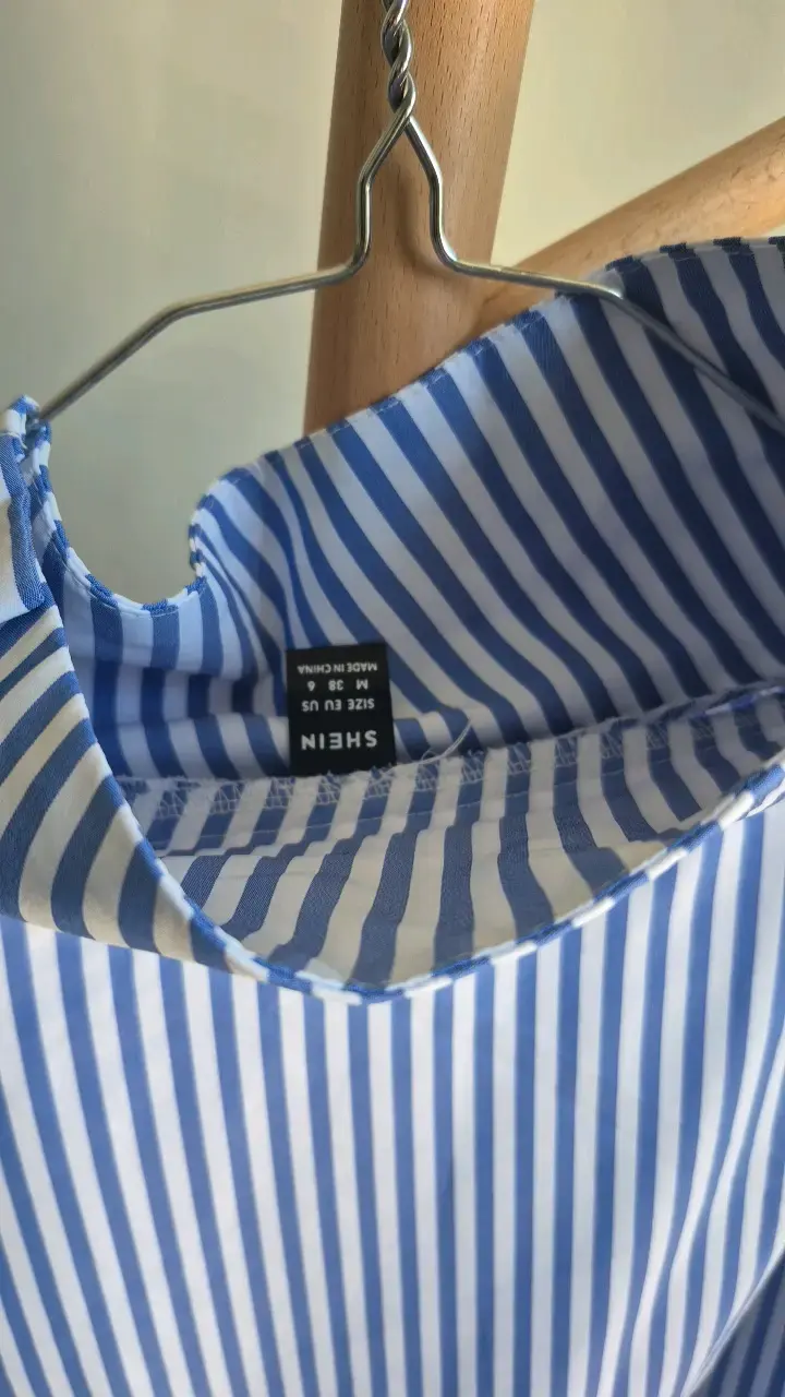 Blusa de rayas azul y blanco con botones - 3