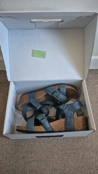 Sandalias de cuero azul con plataforma - miniatura 1