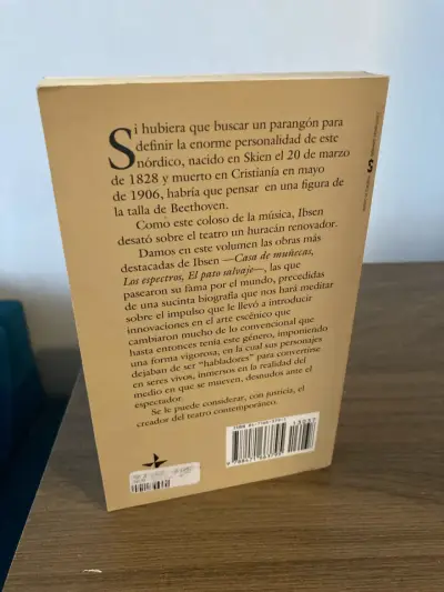 Libro Casa de Muñecas de Ibsen - miniatura 2