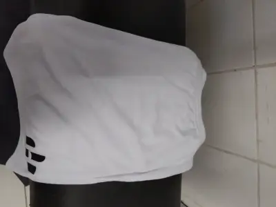 Conjunto deportivo blanco y negro AP - miniatura 4