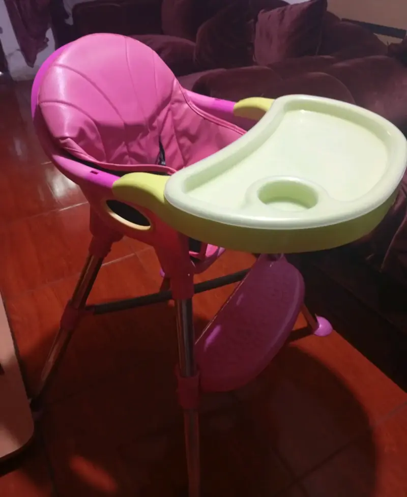Silla de comer para bebé rosada con bandeja - 3