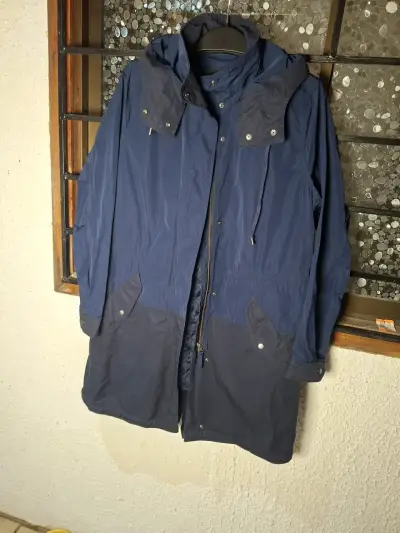 Parka azul con capucha Uniqlo para mujer - miniatura 4