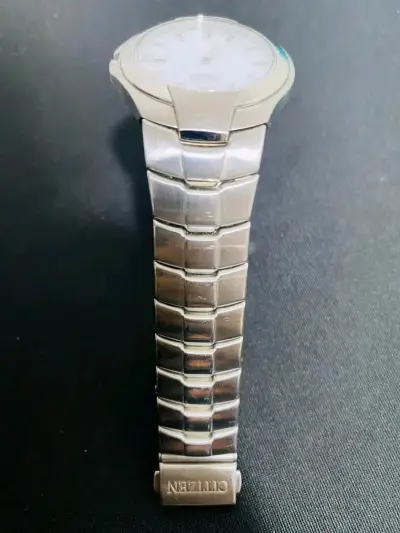Reloj Citizen Eco-Drive de acero inoxidable 38mm - miniatura 4