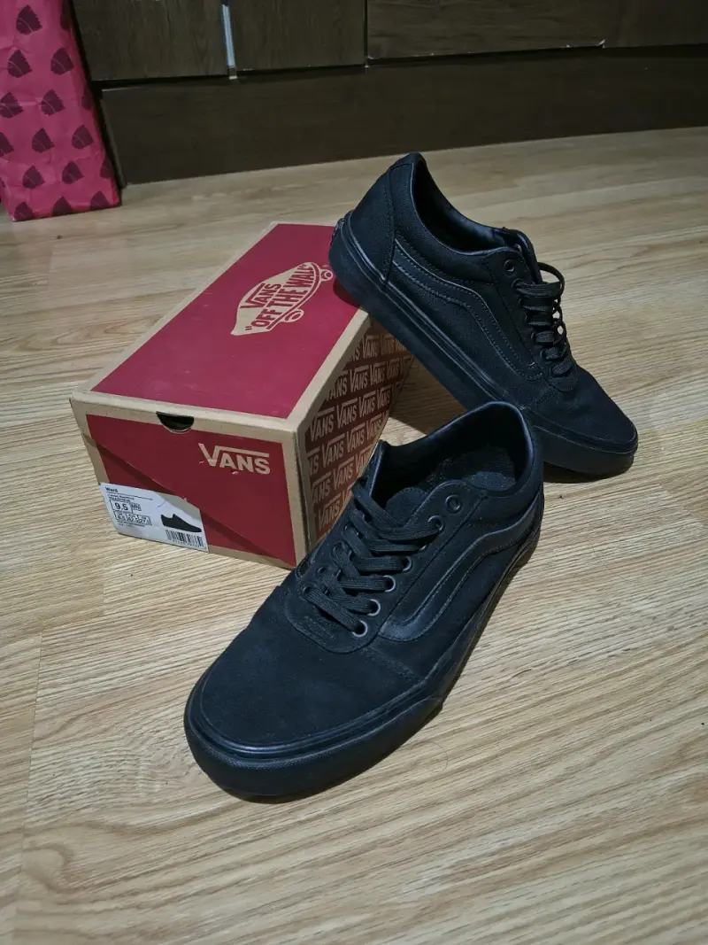 Zapatillas negras Vans Old Skool - 1