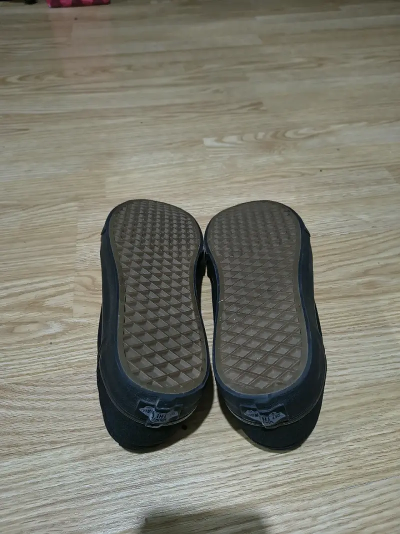 Zapatillas negras Vans Old Skool - 4