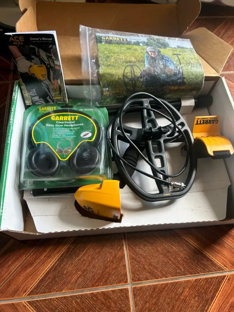 Detector de Metales Garrett ACE 400i con Auriculares - 1