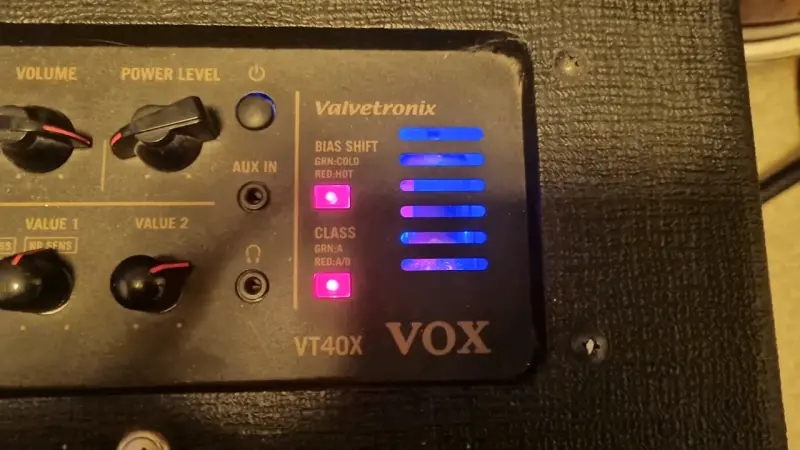 Amplificador de guitarra Vox VT40X Valvetronix - 1
