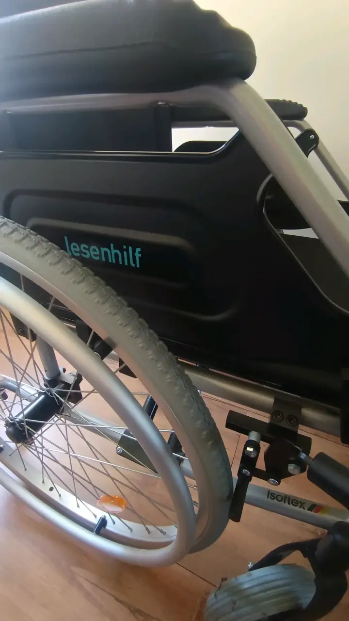 Silla de ruedas plegable Lesenhilf en buen estado - 5