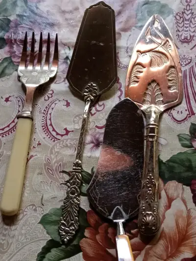 Set de utensilios para servir torta vintage - miniatura 2