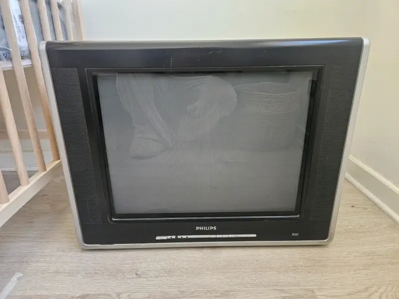 Televisor CRT Philips de 21 pulgadas - 1
