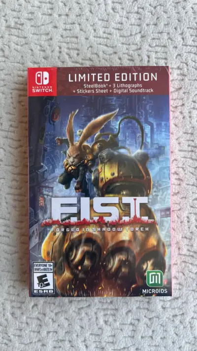 F.I.S.T. Limited Edition Nintendo Switch - miniatura 1