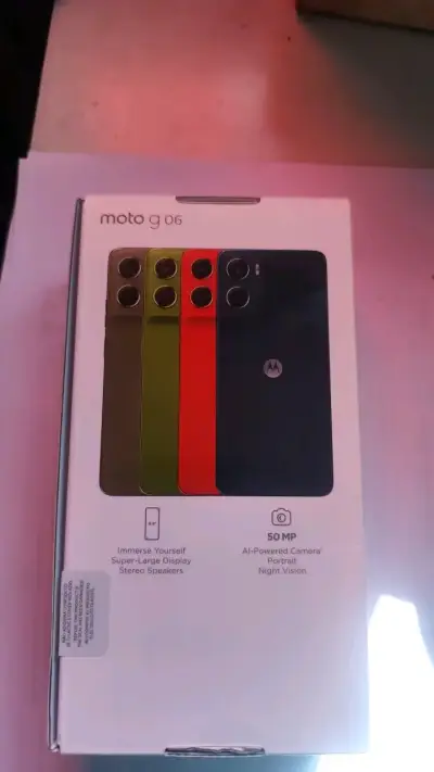 Smartphone Motorola Moto G06 cámara de 50 M nuevo - miniatura 1