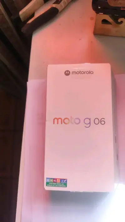 Smartphone Motorola Moto G06 cámara de 50 M nuevo - miniatura 2