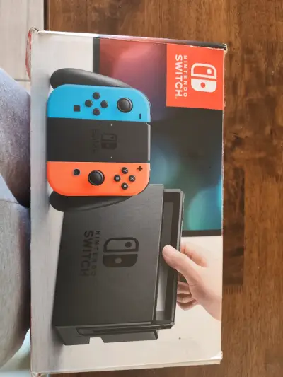 Consola Nintendo Switch con accesorios - miniatura 5