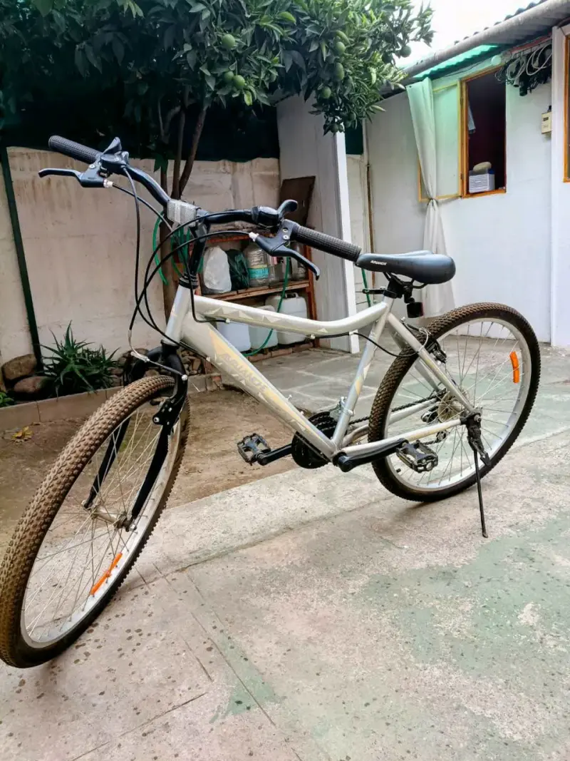 Bicicleta de montaña para adultos color blanco - 1