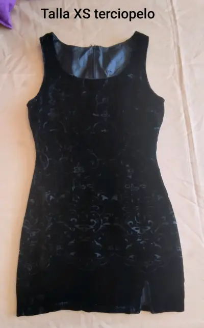 Vestido negro terciopelo - miniatura 5