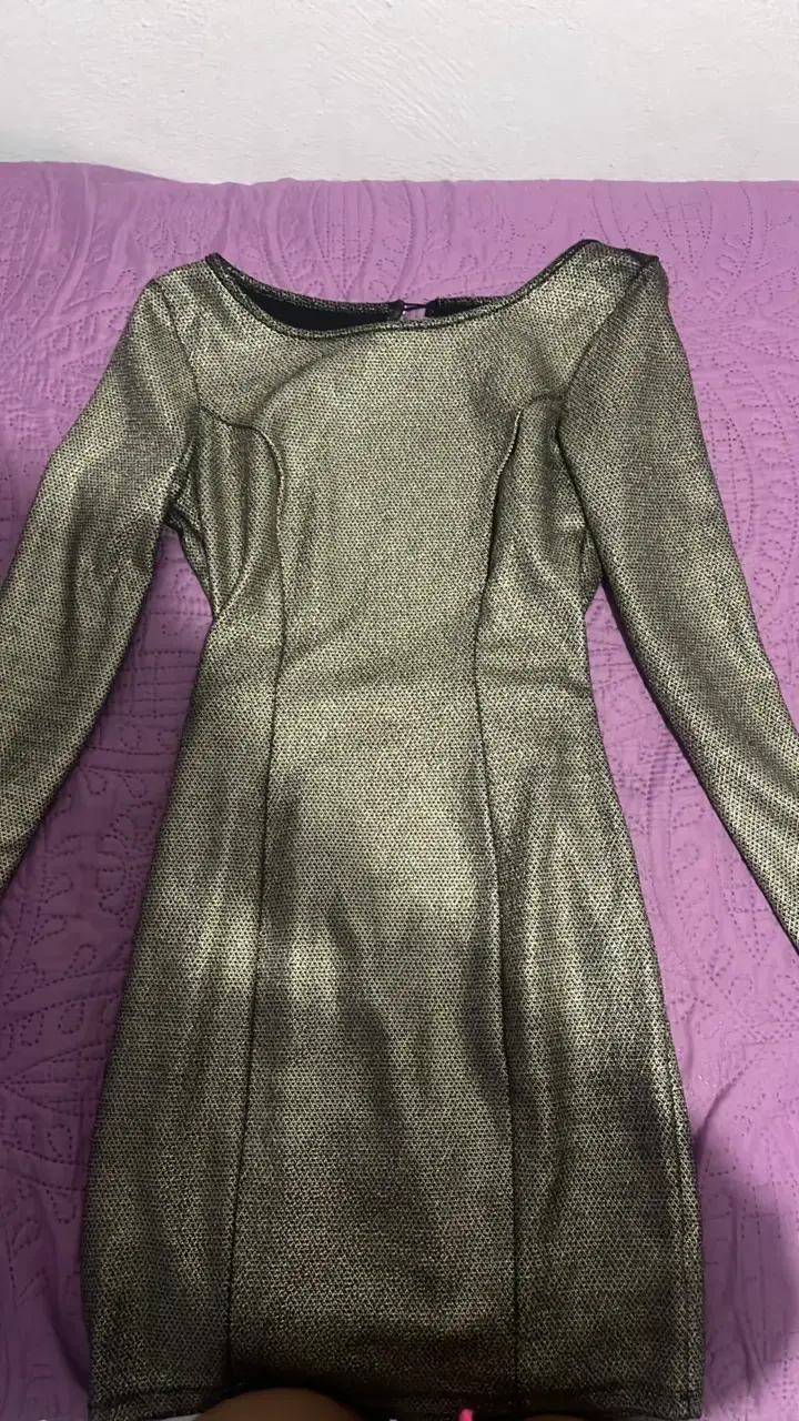 Vestido corto dorado brillante para fiesta - 1