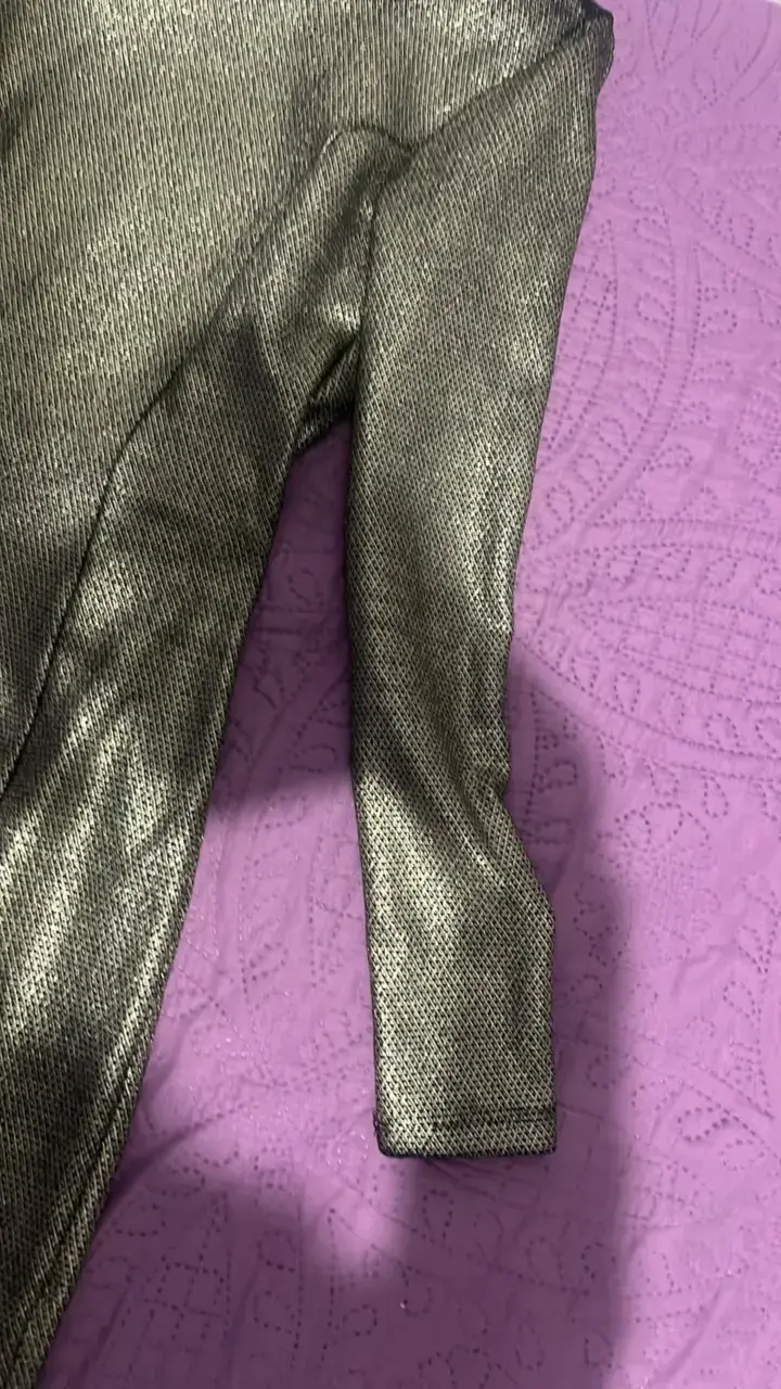 Vestido corto dorado brillante para fiesta - 2