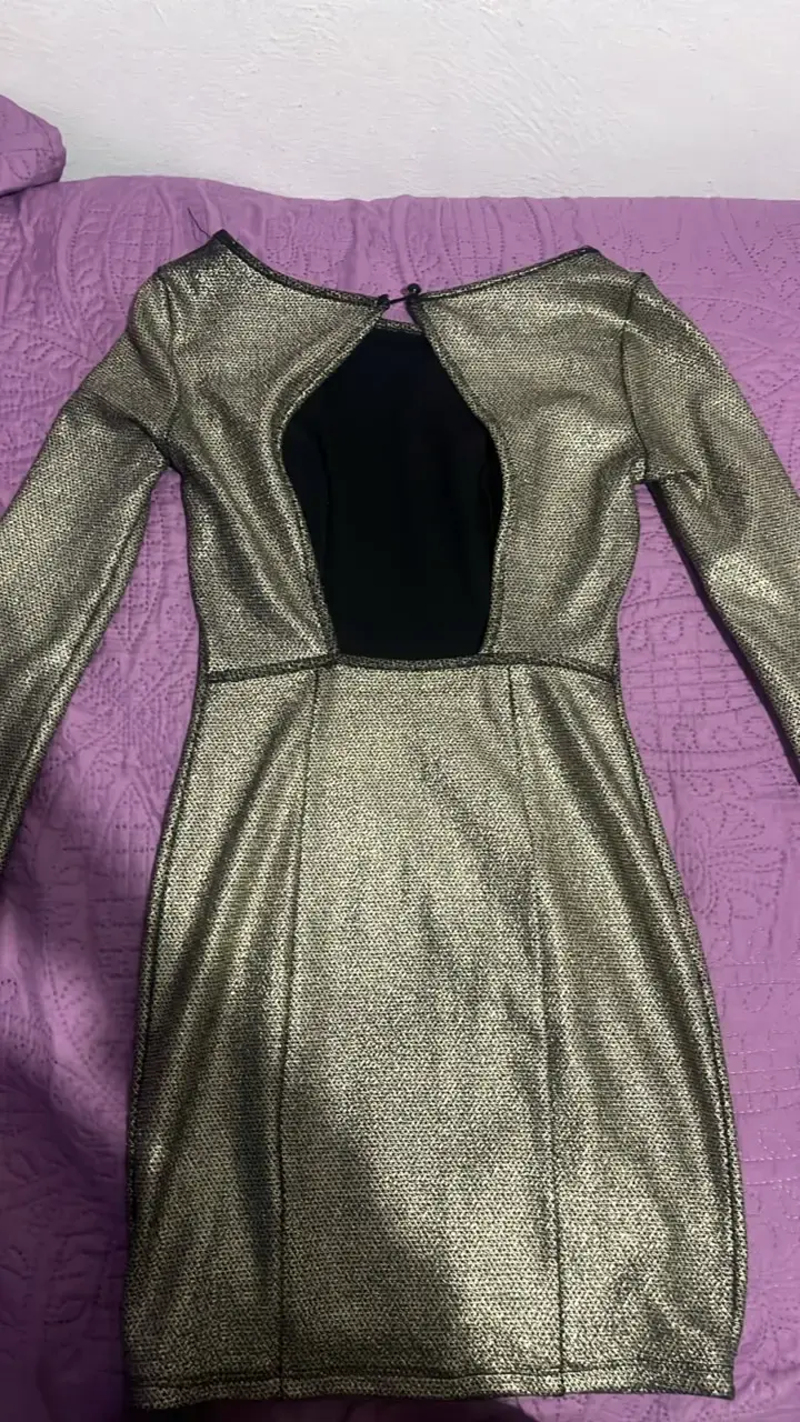 Vestido corto dorado brillante para fiesta - 4
