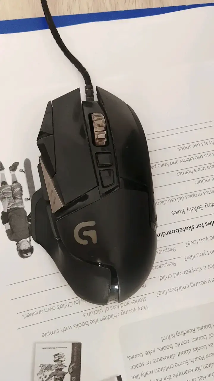 Mouse gamer Logitech G502 Hero Defectuoso - 2