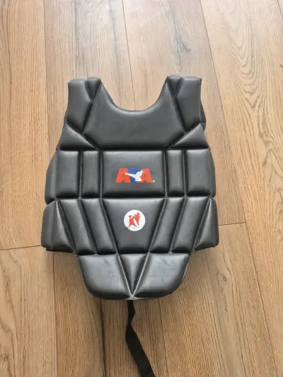 Chaleco protector de artes marciales ATA - miniatura 1