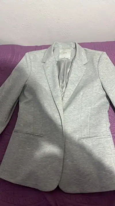 Blazer gris claro para mujer Alanz - miniatura 1