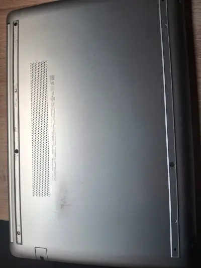 Notebook HP Intel Core i3 8GB RAM 224GB SSD - miniatura 5