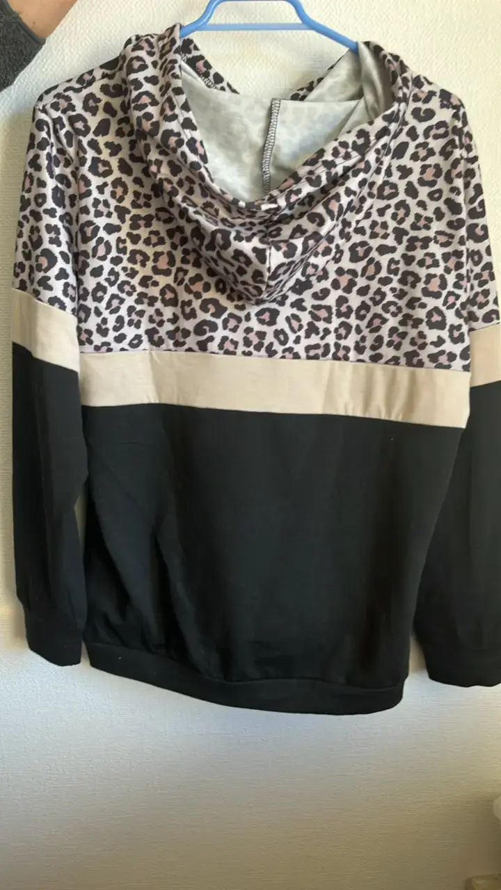 Polerón con capucha estampado leopardo - 3