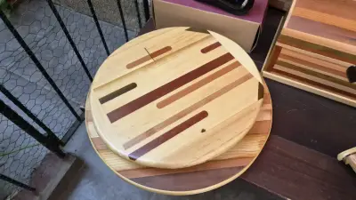 Tabla de madera redonda de pizza - miniatura 2
