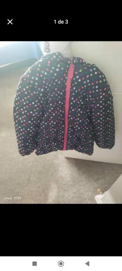 Chaqueta de niña con diseño de lunares - miniatura 1