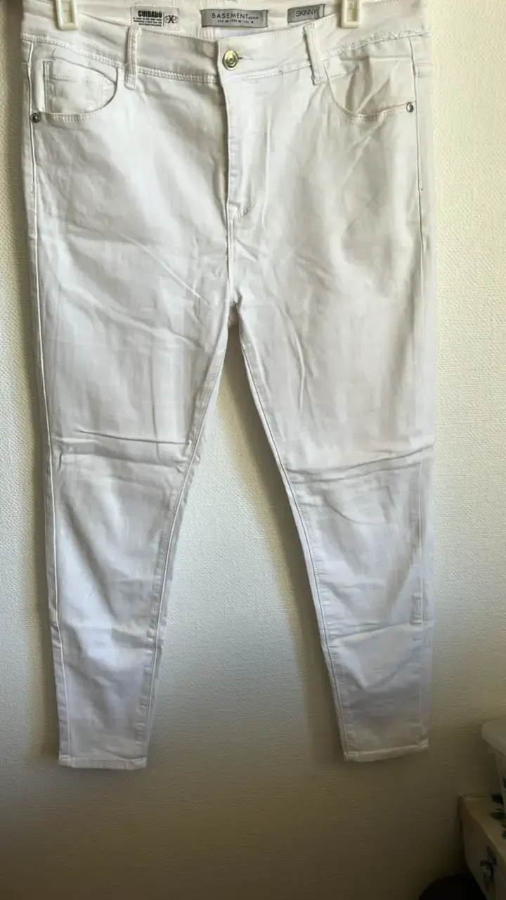 Jeans Skinny Blancos para Mujer Basement - 1