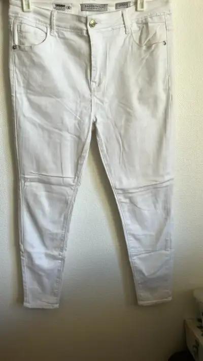 Jeans Skinny Blancos para Mujer Basement - miniatura 1