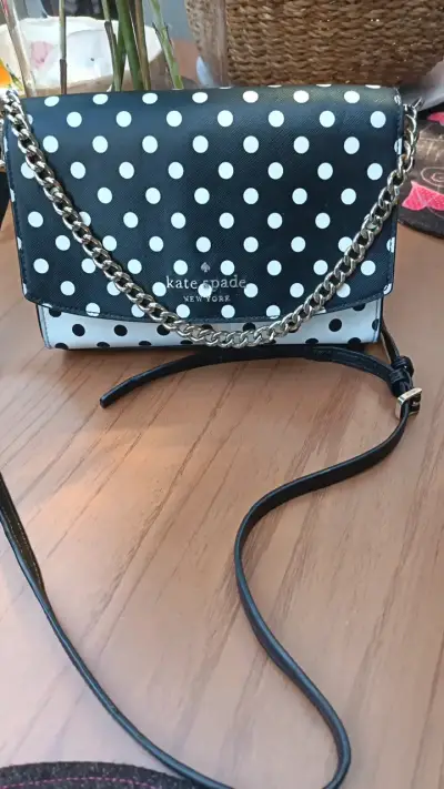 Cartera Kate Spade de Lunares en Blanco y Negro - miniatura 1