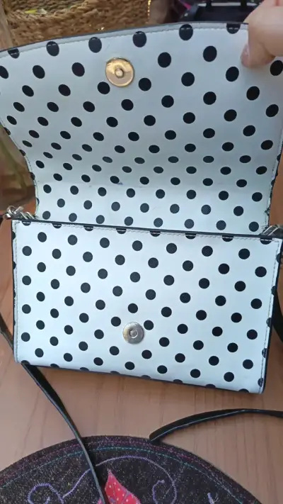Cartera Kate Spade de Lunares en Blanco y Negro - miniatura 2