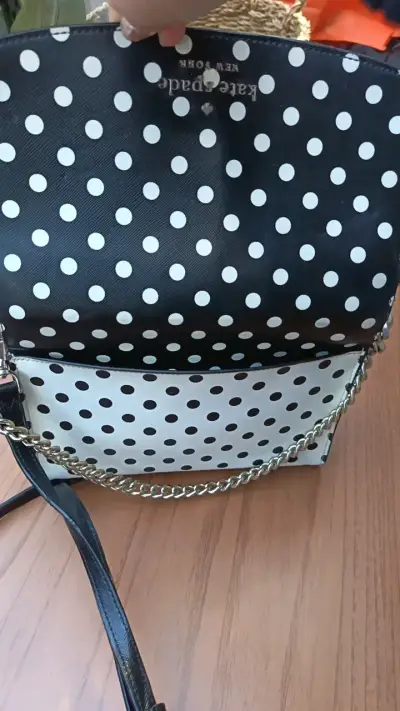 Cartera Kate Spade de Lunares en Blanco y Negro - miniatura 3
