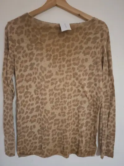 Suéter de mujer con estampado animal print - miniatura 3