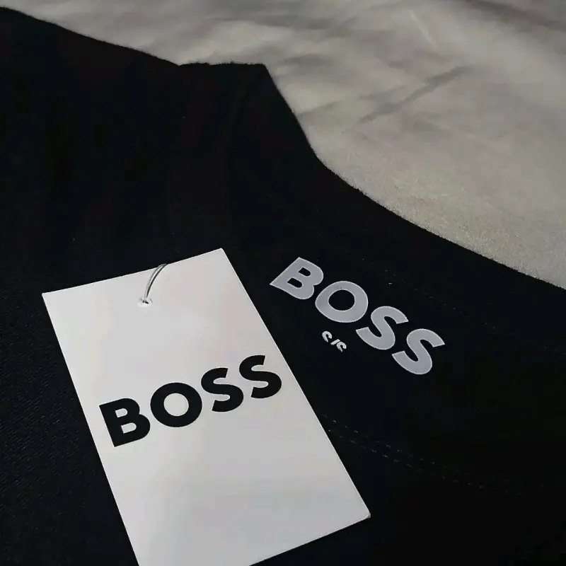 Polera Boss Bugs Bunny Talla S - 2