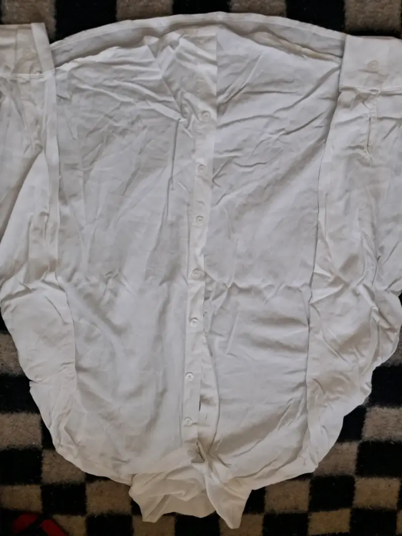 Camisa blanca de vestir para mujer