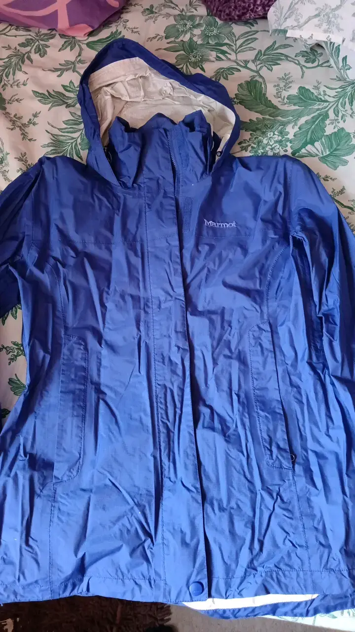 Chaqueta impermeable azul Marmot para mujer - 1