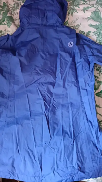 Chaqueta impermeable azul Marmot para mujer - miniatura 5