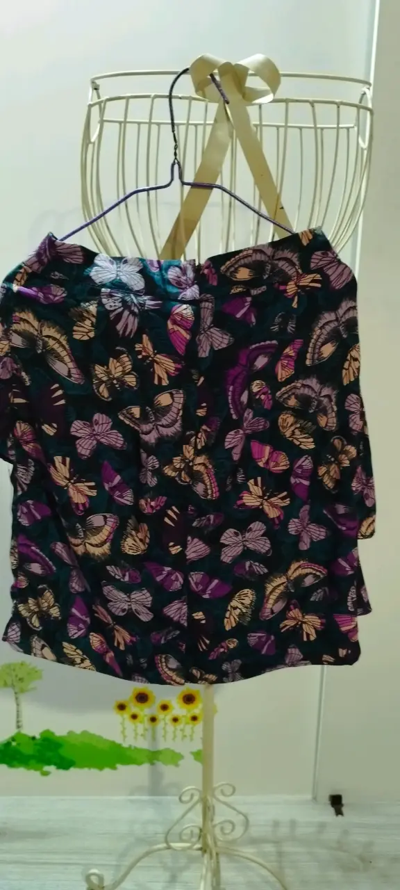 Falda estampado de mariposas - 4