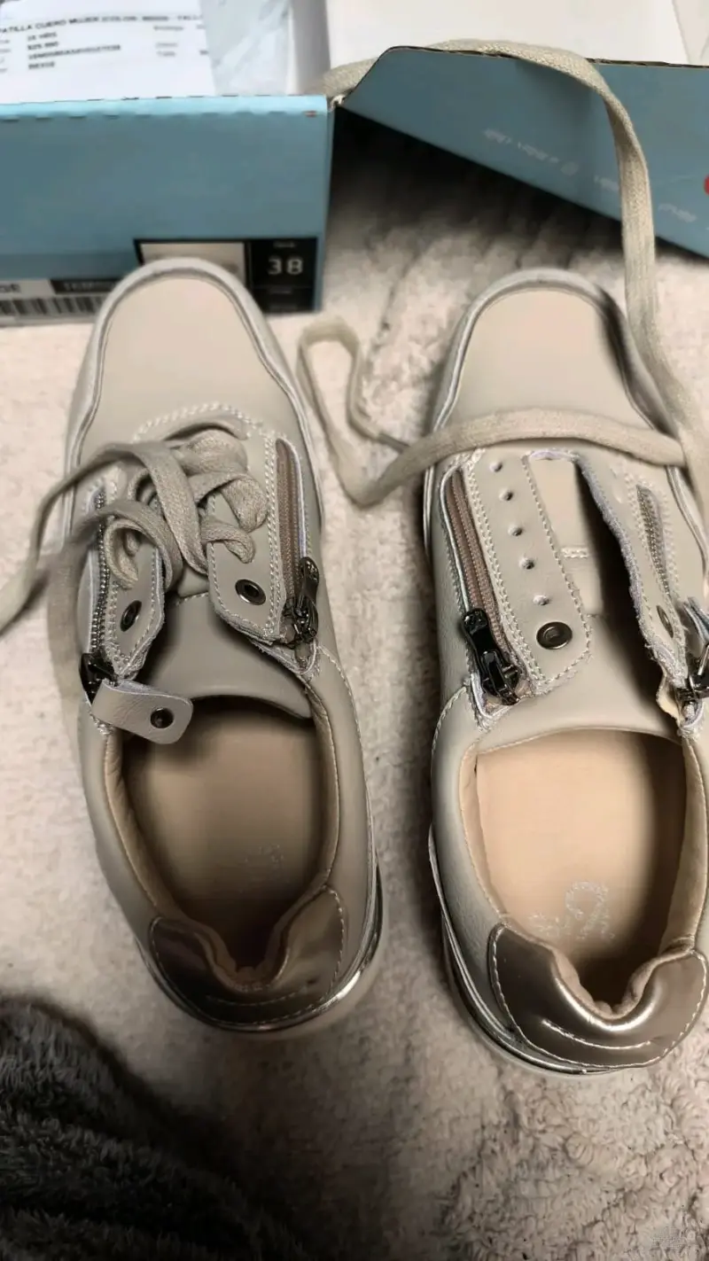 Zapatillas beige con cierre talla 38 - 2