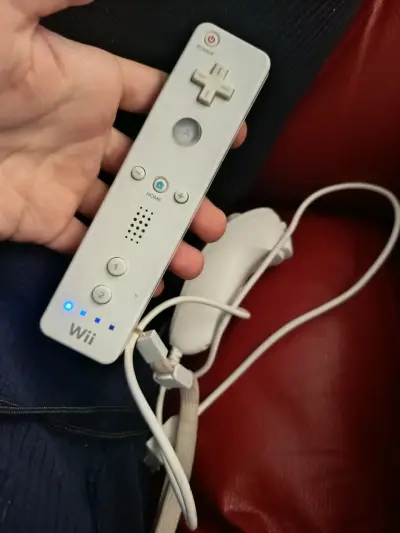 Consola Wii con 231 juegos - miniatura 3